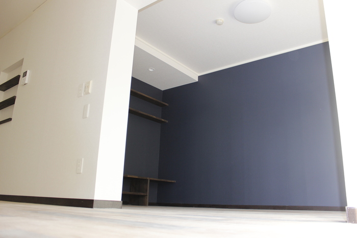 オシャレなウォールシェルフ