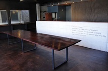 カフェスタイルの事務所へ一新