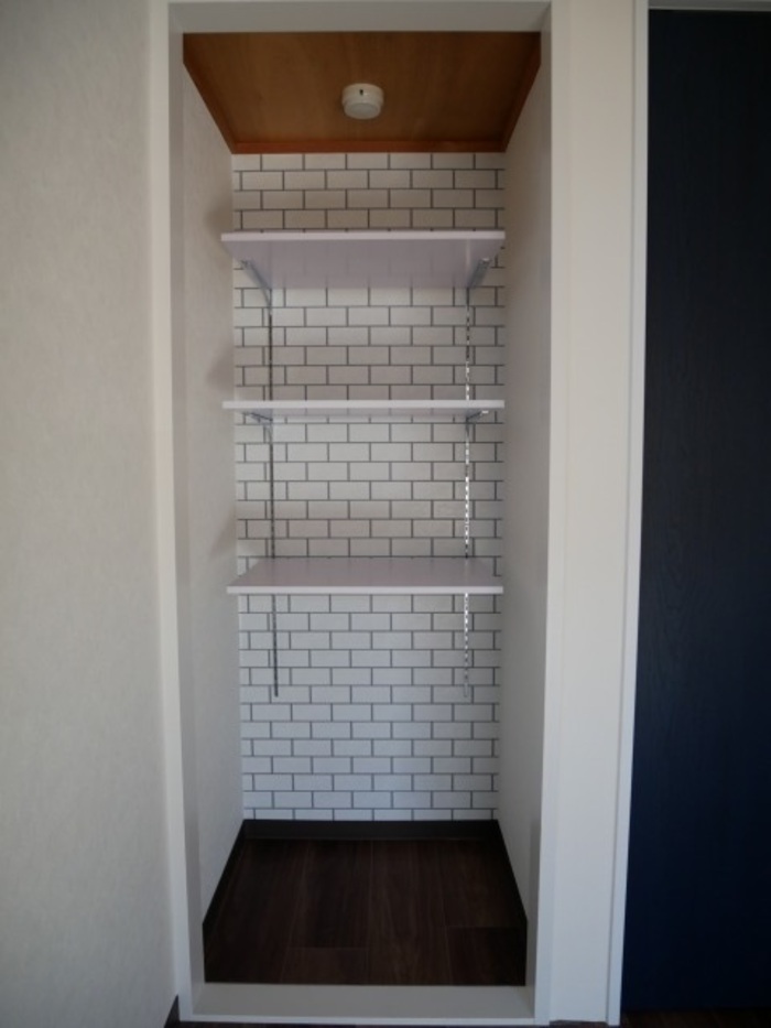 温かみもあり、シックな空間へ