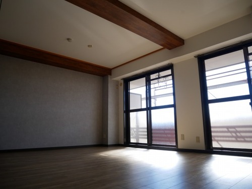 印象一新。明るく広々としたお部屋へ