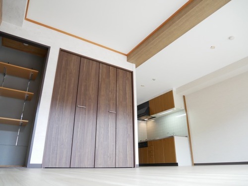 ナチュラルな北欧風の1LDKへ