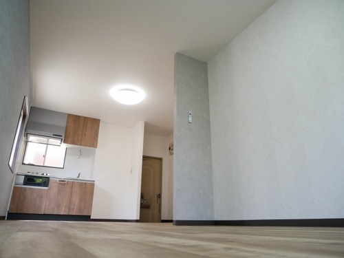 クリーンな印象の明るい1LDK