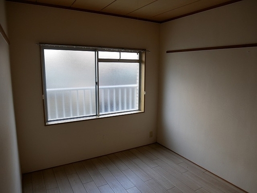 明るく収納たっぷり2LDK