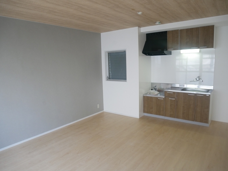 明るく収納たっぷり2LDK