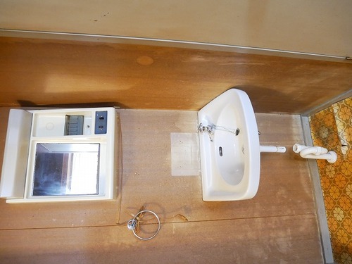 2DKから開放感のある1LDKへリフォーム★